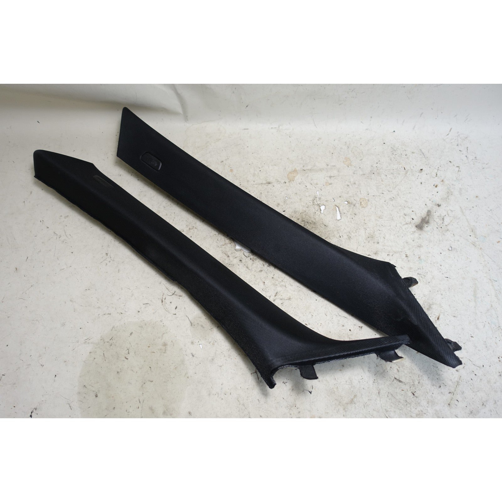 57_2e99878c-79fc-49b4-bb35-ff2120485e22.jpg Damaged BMW F10 5-Series Front A Pillar Cover Pair Black OEM 2011-2016 - Image 1