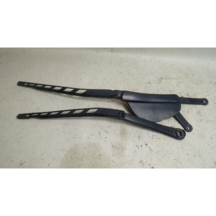 2004-2010 BMW E60 E61 5-Series 650i Windshield Wiper Arm Pair Left Right OEM
