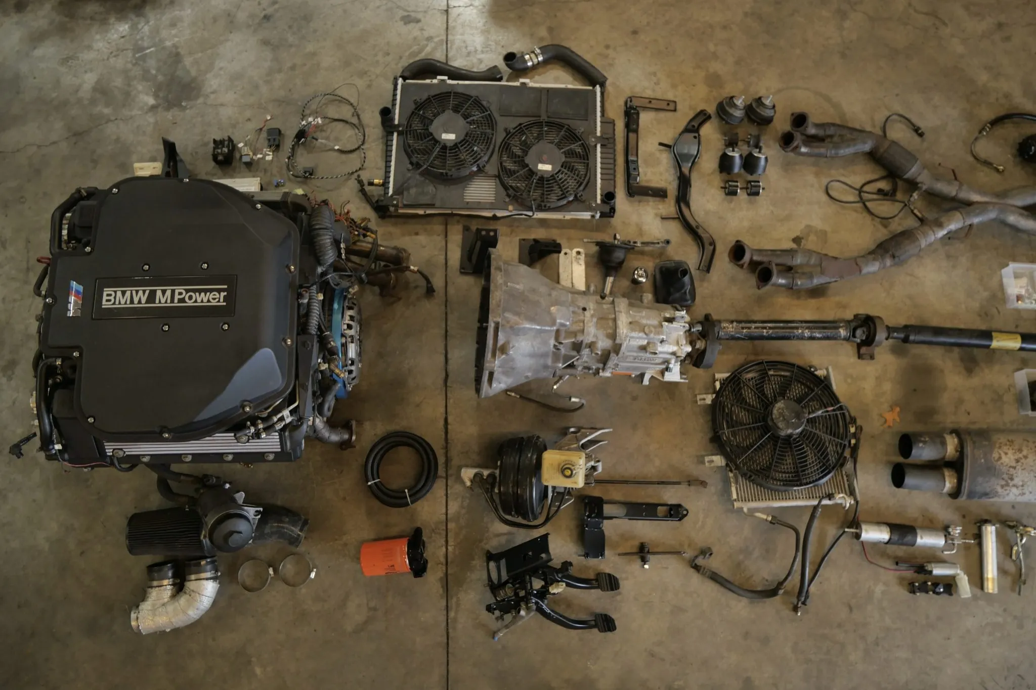 BMW S62 Engine and 6-Speed Gearbox Conversion Kit for E30 BMW S62 Engine and 6-Speed Gearbox Conversion Kit for E30
