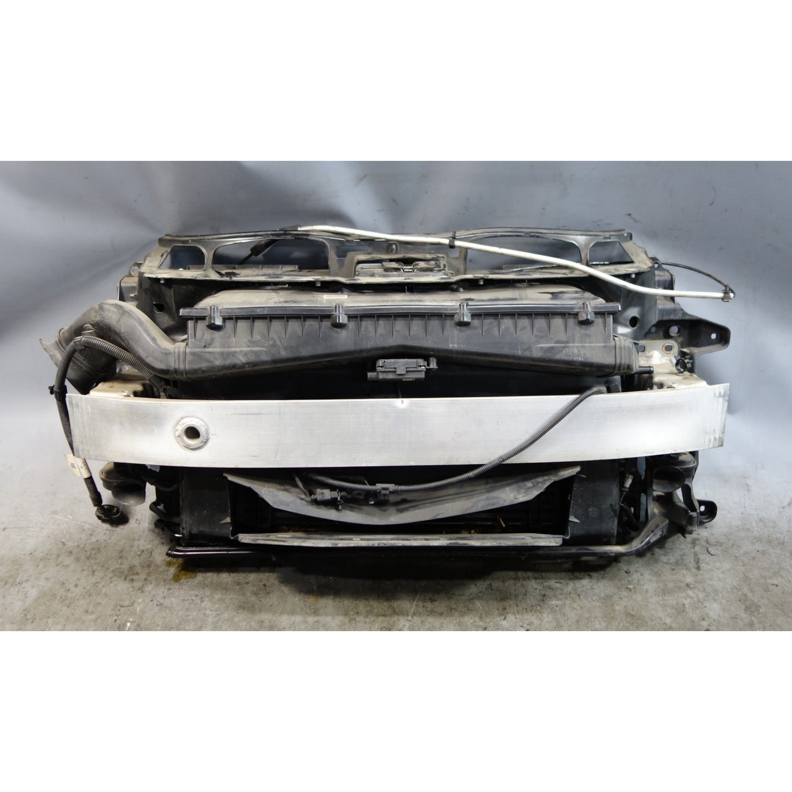 inv_056838.jpg DAMAGED 2011-2013 Porsche Panamera 3.6L V6 Front Radiator Support Assembly OEM - Image 1